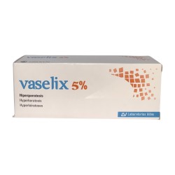 Caja de Vaselix 5% de Laboratorios Viñas para hiperqueratosis